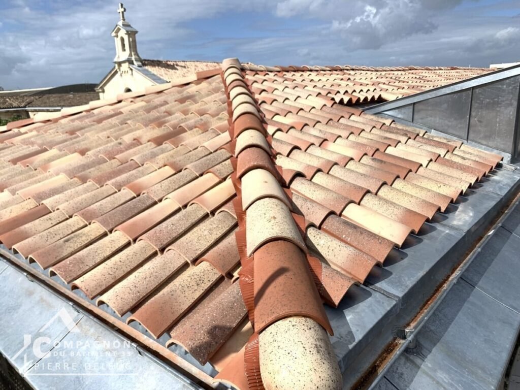 Couverture, Réfection toiture, Pose pare-pluie, Remplacement liteaux, Remplacement contre-liteaux